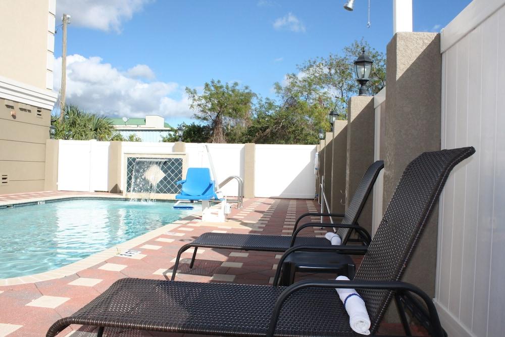 Country Inn & Suites By Radisson, Tampa Airport North, Fl West Chase Exteriör bild