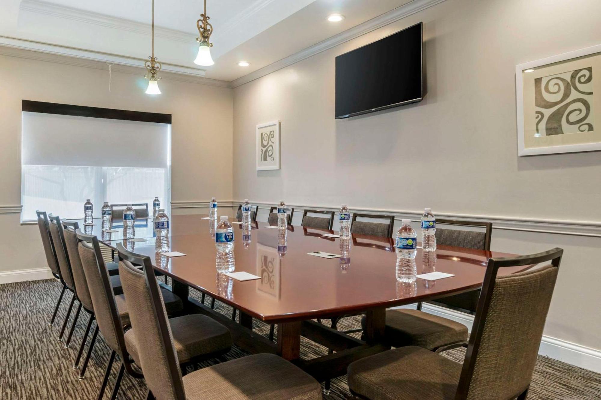 Country Inn & Suites By Radisson, Tampa Airport North, Fl West Chase Exteriör bild