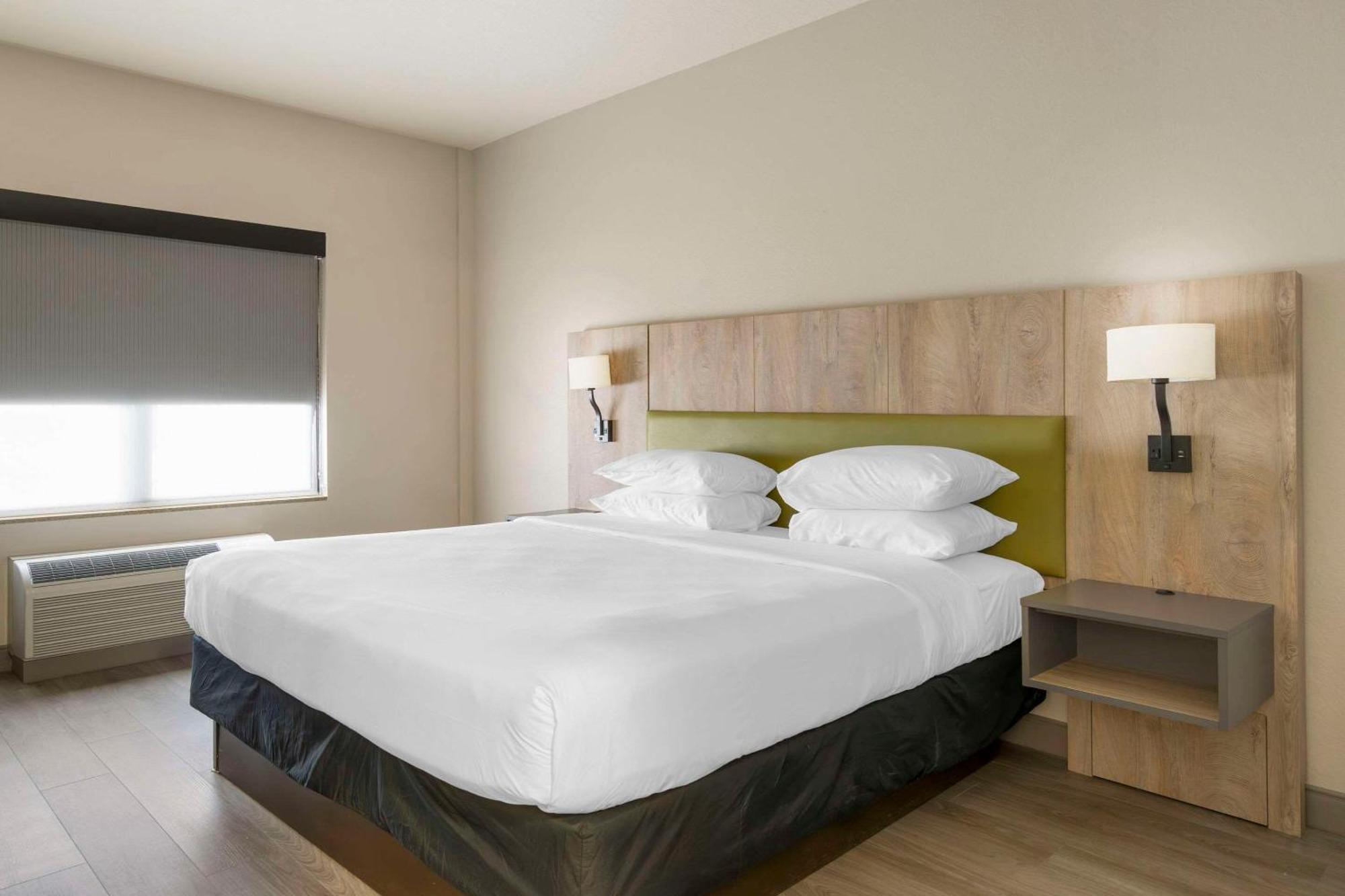 Country Inn & Suites By Radisson, Tampa Airport North, Fl West Chase Exteriör bild