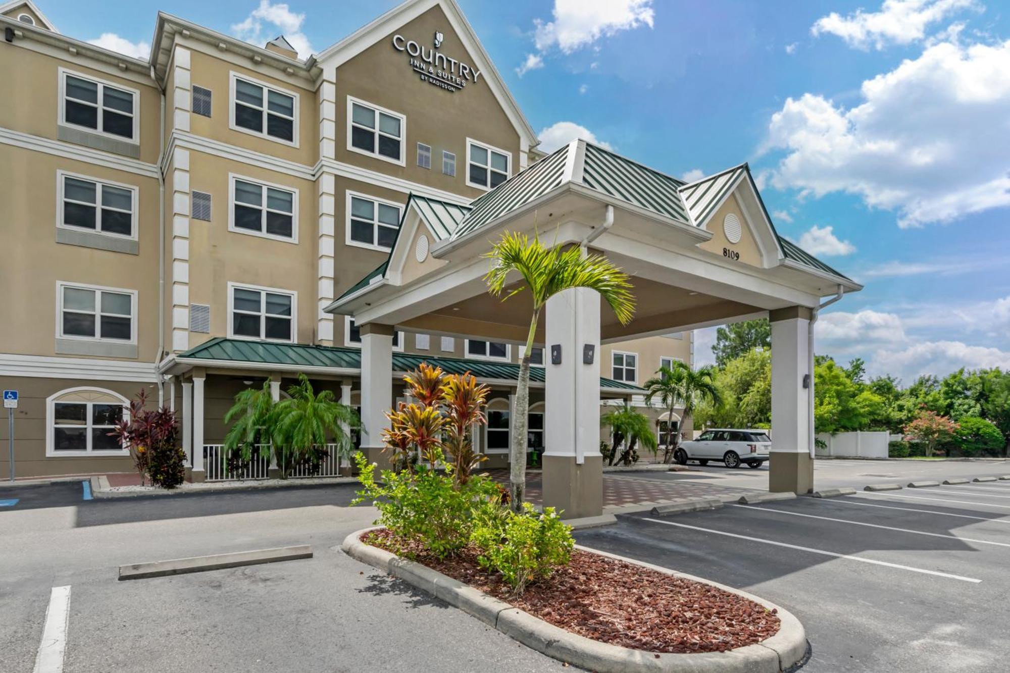 Country Inn & Suites By Radisson, Tampa Airport North, Fl West Chase Exteriör bild